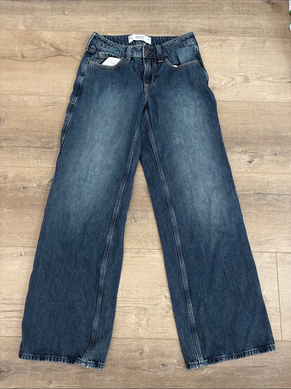 Hollister Low-Rise Baggy Jeans - Dark Blue Denim - Regular Length